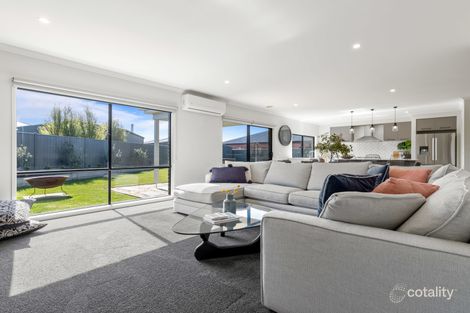 Property photo of 56 Ascot Gardens Drive Delacombe VIC 3356