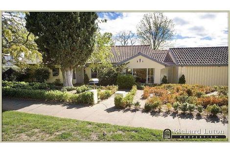 Property photo of 89 Empire Circuit Deakin ACT 2600