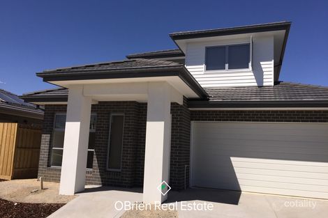 Property photo of 87 Moondarra Drive Berwick VIC 3806