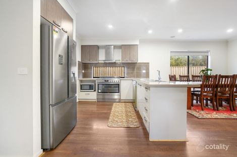 Property photo of 16 Buckland Circuit Werribee VIC 3030