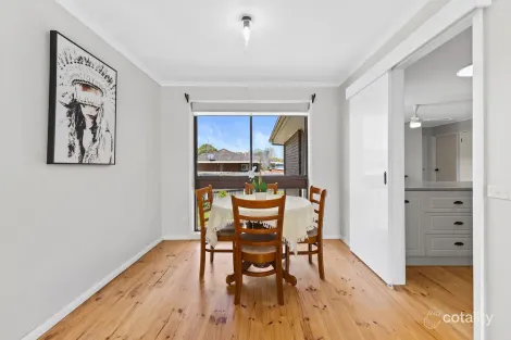 Property photo of 2 Moonabeal Court Traralgon VIC 3844