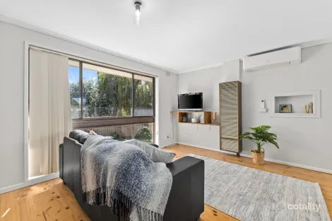 Property photo of 2 Moonabeal Court Traralgon VIC 3844