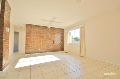 Property photo of 1/837 Logan Road Holland Park West QLD 4121