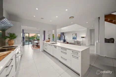 Property photo of 36 Kawana Crescent Ashmore QLD 4214