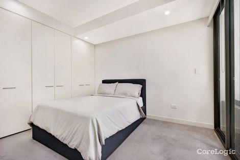 Property photo of 202/9 Waterview Drive Lane Cove NSW 2066