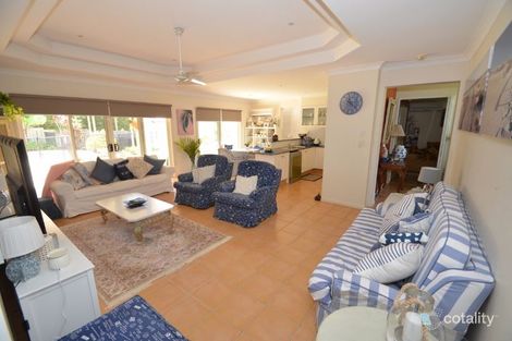 Property photo of 10 London Chase Arundel QLD 4214