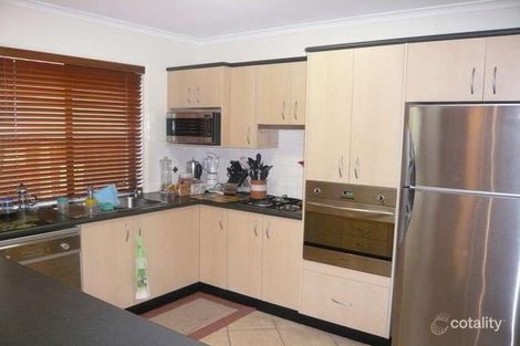 Property photo of 15 Gower Street Holland Park West QLD 4121