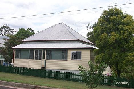 4 Liverpool St, North Ipswich, QLD 4305