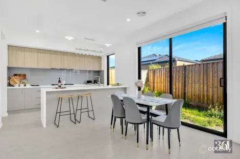 Property photo of 8 Odara Mews Tarneit VIC 3029