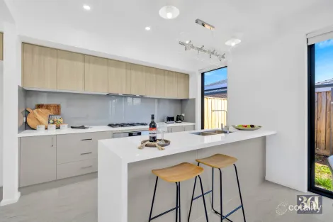 Property photo of 8 Odara Mews Tarneit VIC 3029
