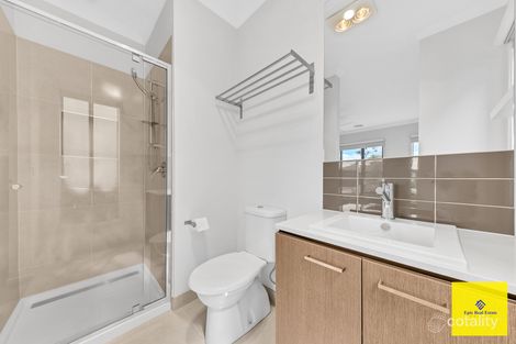 Property photo of 15 Iron Bridge Road Craigieburn VIC 3064