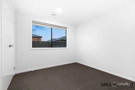 Property photo of 13 Gateau Drive Werribee VIC 3030