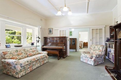 Property photo of 2 Westbourne Grove Camberwell VIC 3124