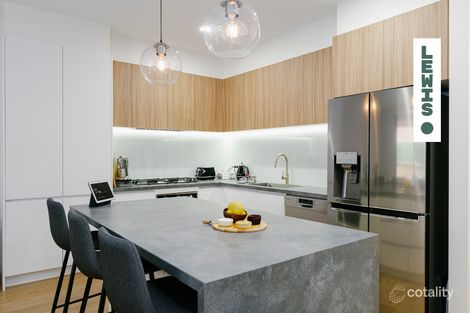 Property photo of 28 Honeydew Way Rockbank VIC 3335