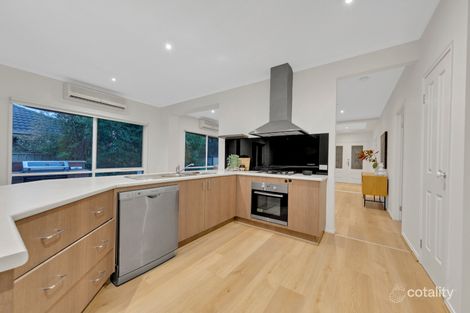 Property photo of 18 Durban Place Craigieburn VIC 3064