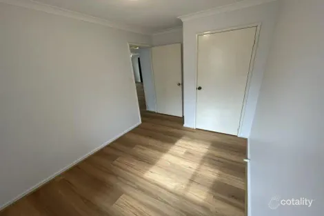 Property photo of 5 Carr Place Usher WA 6230