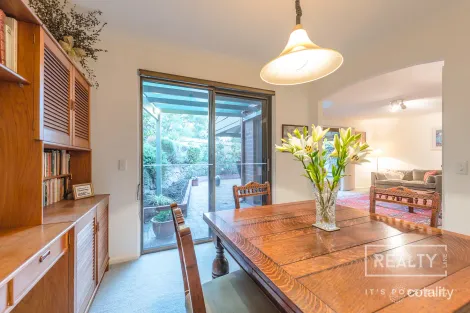 8/16 Perina Way, City Beach, WA 6015