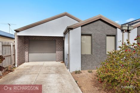 Property photo of 2/68 Latham Street Werribee VIC 3030