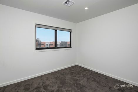 Property photo of 1/1 Judith Macintosh Crescent Taylor ACT 2913