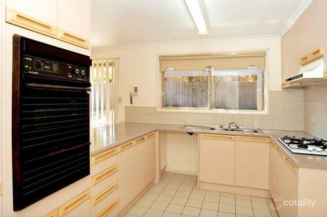 Property photo of 18 Meyer Close Blackburn VIC 3130