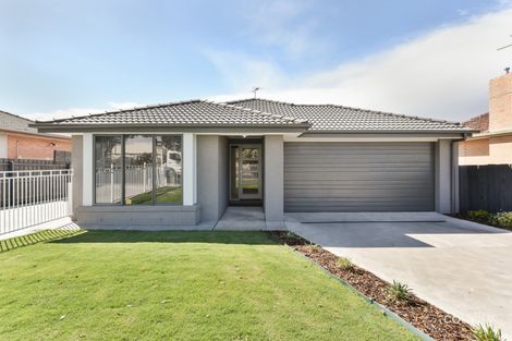 11a Stoddart St, Hamlyn Heights, VIC 3215
