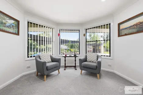 Property photo of 30 Daintree Circuit Moore Creek NSW 2340