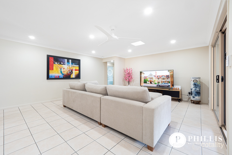 Property photo of 17 Laurel Oak Drive Robina QLD 4226