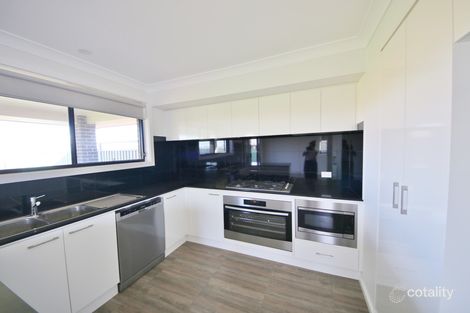 Property photo of 12 Waterfall Crescent Dubbo NSW 2830