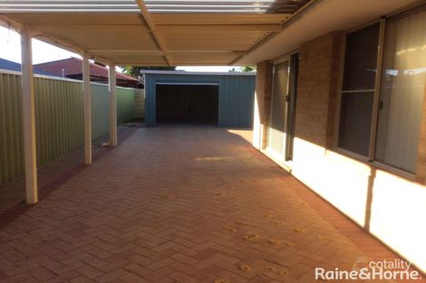 34 Paradise Cct, Halls Head, WA 6210