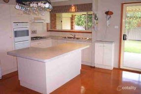 Property photo of 11 Springvale Circuit Cameron Park NSW 2285