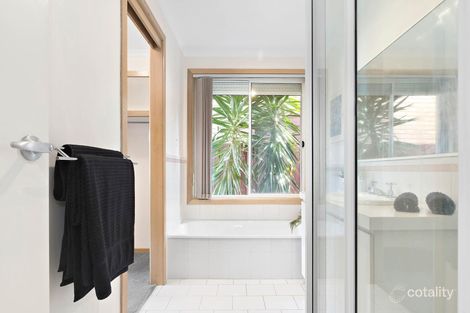 Property photo of 12 Thames Boulevard Werribee VIC 3030