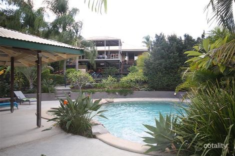 Property photo of 5 Magenta Court Mount Warren Park QLD 4207