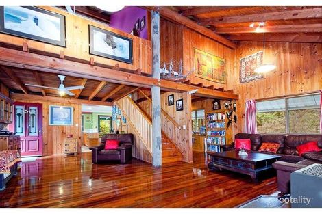 Property photo of 6 Wandoo Court Karana Downs QLD 4306