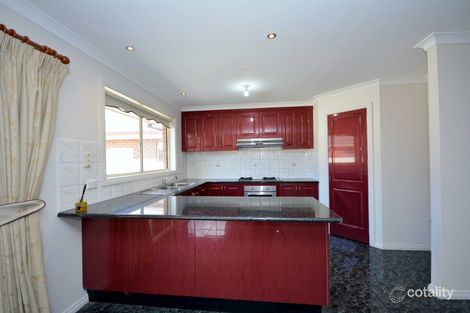 Property photo of 5 Raheen Place Craigieburn VIC 3064