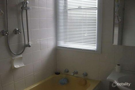 Property photo of 40 Chifley Avenue Sefton NSW 2162