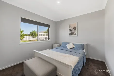 Property photo of 24 Fairweather Boulevard Highfields QLD 4352