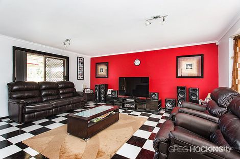 Property photo of 2 Oriole Drive Werribee VIC 3030
