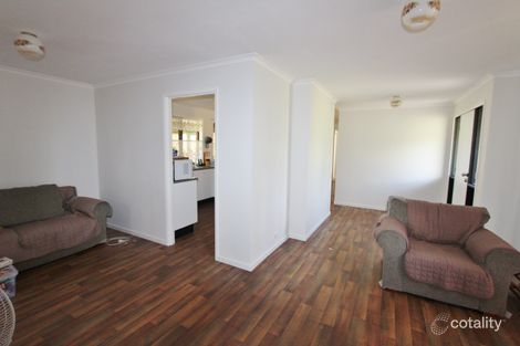 Property photo of 17 Wagtail Drive Regency Downs QLD 4341