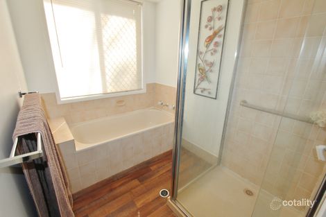 Property photo of 17 Wagtail Drive Regency Downs QLD 4341