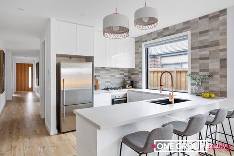 Property photo of 18 Atlas Street Wollert VIC 3750