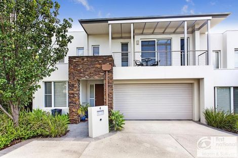 4 Waterstone Cres, Bella Vista, NSW 2153