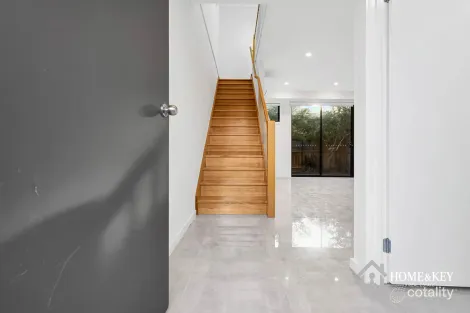 Property photo of 2/34 Spring Street Thomastown VIC 3074