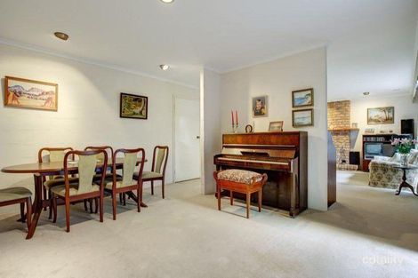 17 Grosvenor Pde, Balwyn, VIC 3103