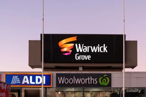 Property photo of 2 Ackworth Crescent Warwick WA 6024