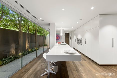 Property photo of 8 Denham Place Toorak VIC 3142