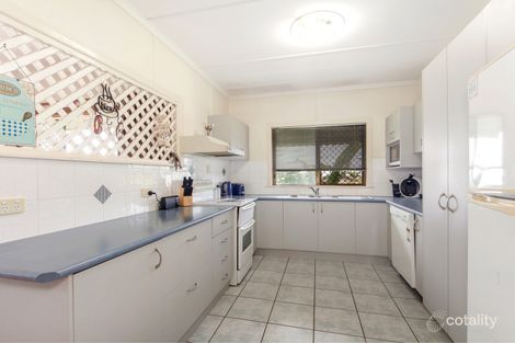 Property photo of 6 Blaxland Street Eastern Heights QLD 4305