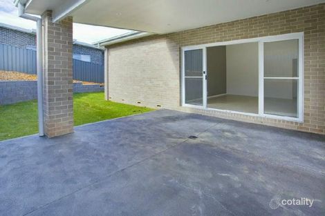 Property photo of 14 Jemima Close Flinders NSW 2529