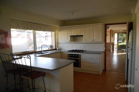 Property photo of 2/8 Dunraven Court Sydenham VIC 3037