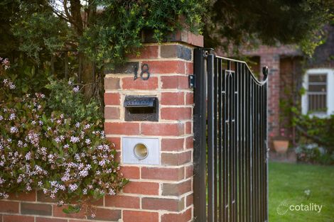 Property photo of 18 Mountain View Road Balwyn North VIC 3104