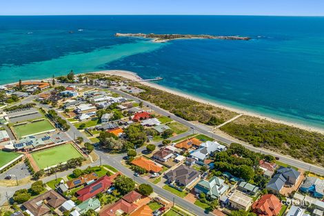 Property photo of 121 Gloucester Crescent Shoalwater WA 6169